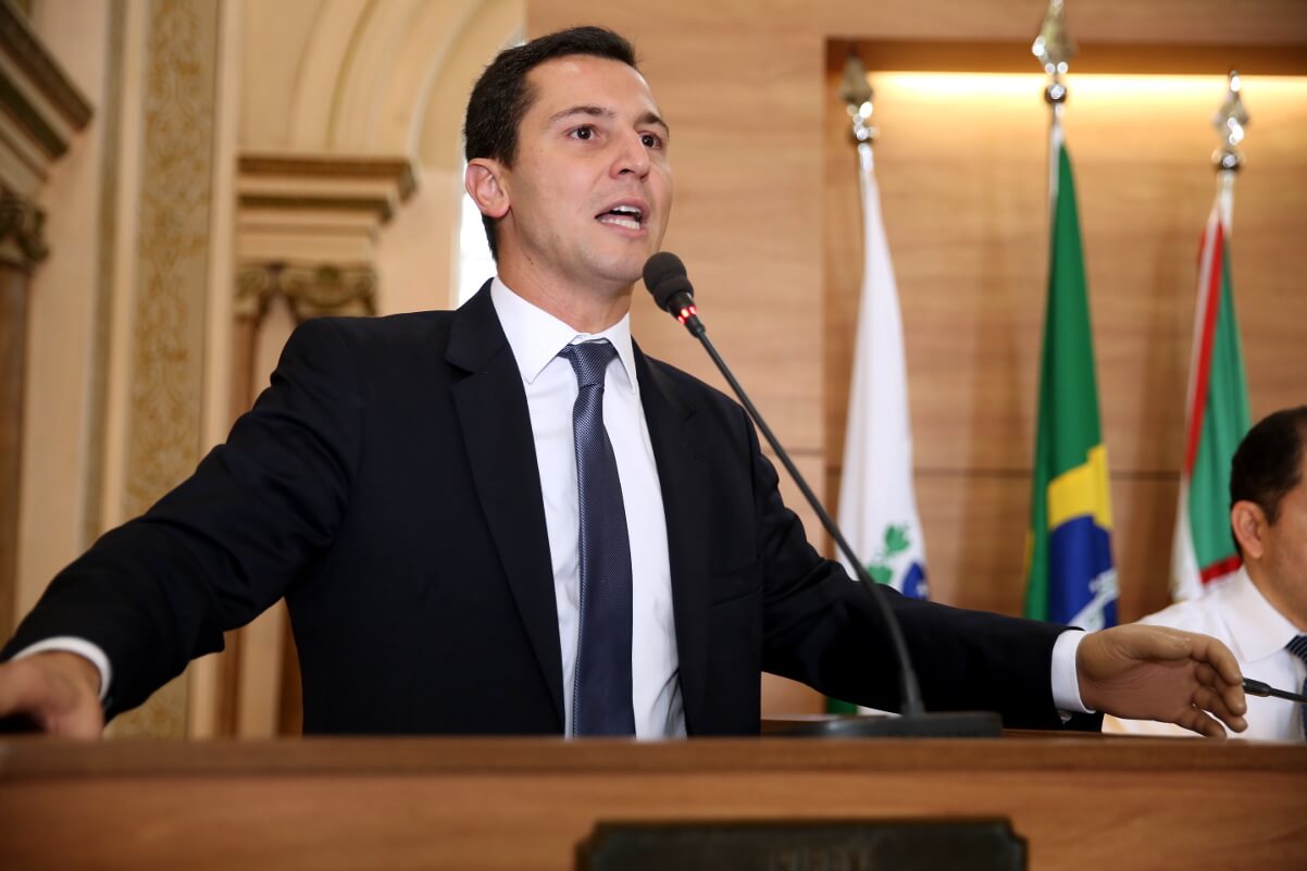 Pier provoca reflexão sobre eleição de representantes do PT