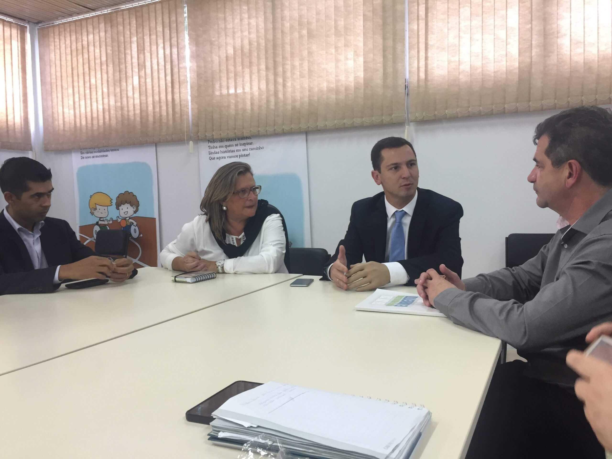 Pier promove reunião com Prefeito de São Jose dos Pinhais